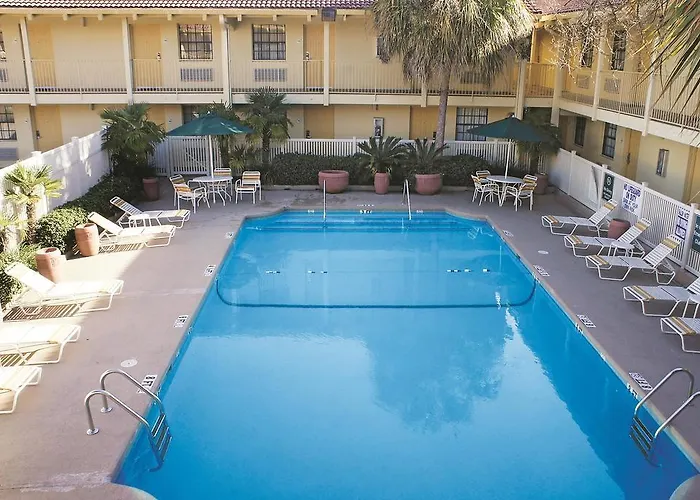 Quality & - Ashley Phosphate Hotel North Charleston