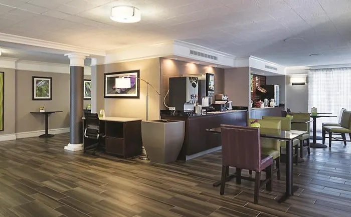 Quality & - Ashley Phosphate Hotel