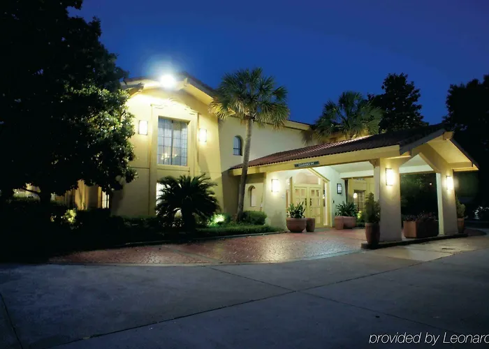 Quality & - Ashley Phosphate Hotel